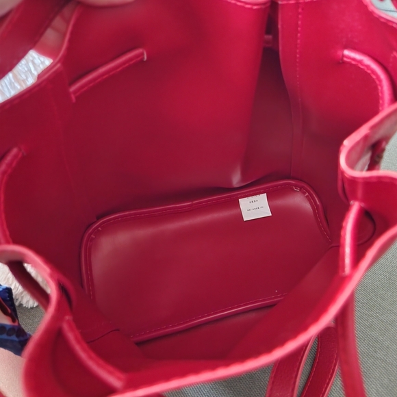 Bucket bag - Picture 2 of 7